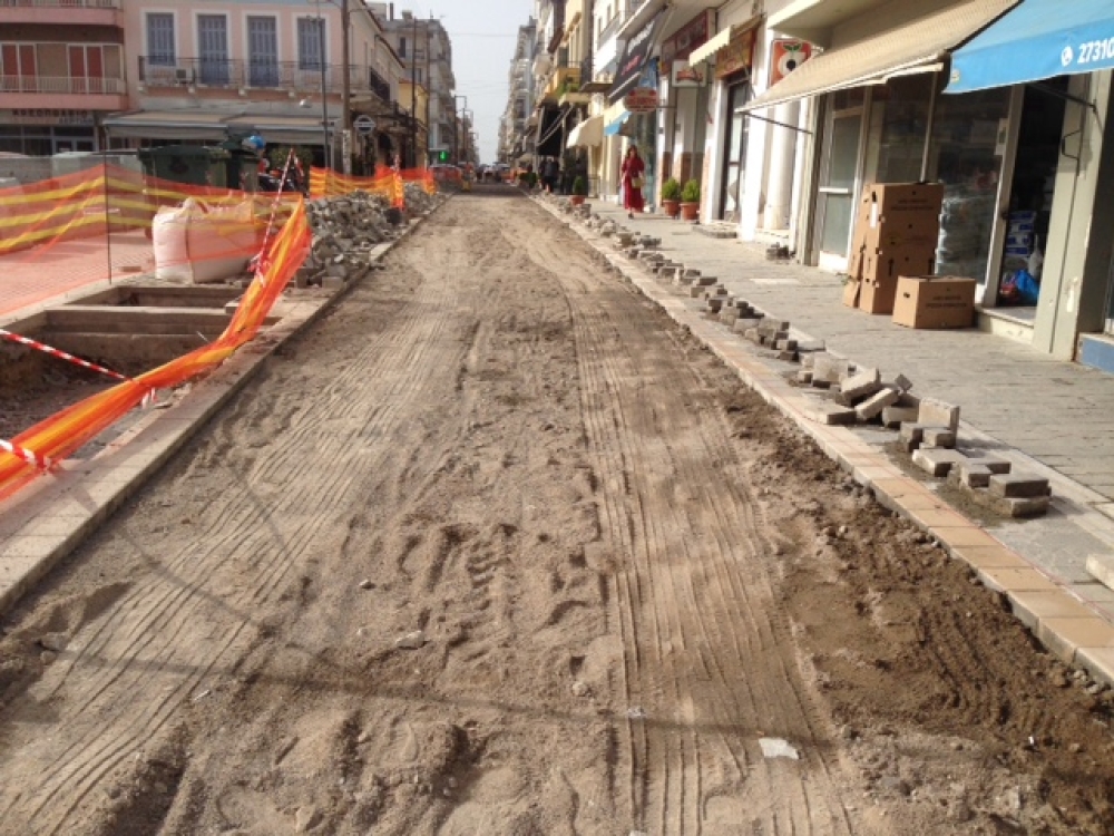 Θα ησυχάσουμε με το ράβε-ξήλωνε στην οδό Αγησιλάου στη Σπάρτη; (ΦΩΤΟ)