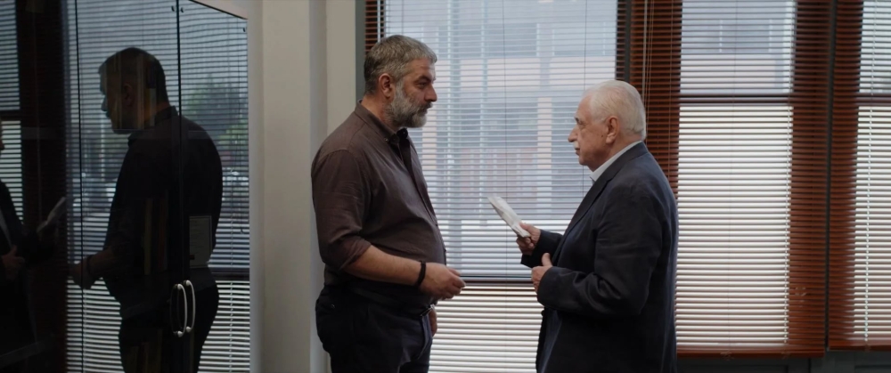 &Sigma;&epsilon; &rho;ό&lambda;&omicron; έ&kappa;&pi;&lambda;&eta;&xi;&eta; &omicron; &Sigma;&tau;&alpha;ύ&rho;&omicron;&sigmaf; &Mu;&pi;έ&nu;&omicron;&sigmaf; &sigma;&tau;&eta; &nu;έ&alpha; &tau;&alpha;&iota;&nu;ί&alpha; &tau;&omicron;&upsilon; &Omicron;&iota;&kappa;&omicron;&nu;&omicron;&mu;ί&delta;&eta;