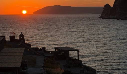 &Eta; &Lambda;&alpha;&kappa;&omega;&nu;ί&alpha; &sigma;&tau;&iota;&sigmaf; &sigma;&epsilon;&lambda;ί&delta;&epsilon;&sigmaf; &tau;&eta;&sigmaf; &phi;&eta;&mu;&iota;&sigma;&mu;έ&nu;&eta;&sigmaf; &laquo;Le Parisien&raquo;
