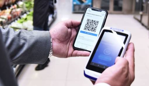 &Mu;&epsilon; &laquo;&sigma;ύ&mu;&mu;&alpha;&chi;&omicron;&raquo; &tau;&eta;&nu; &Psi;&eta;&phi;&iota;&alpha;&kappa;ή &Kappa;ά&rho;&tau;&alpha; &Epsilon;&rho;&gamma;&alpha;&sigma;ί&alpha;&sigmaf; &eta; &mu;ά&chi;&eta; &kappa;&alpha;&tau;ά &tau;&eta;&sigmaf; &alpha;&delta;ή&lambda;&omega;&tau;&eta;&sigmaf; &epsilon;&rho;&gamma;&alpha;&sigma;ί&alpha;&sigmaf;