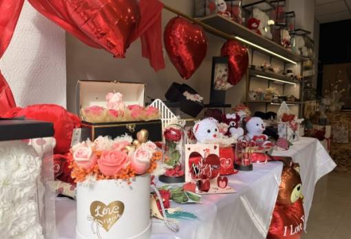 Louvi Éclat: Το δώρο που ανάβει τη στιγμή για τον Άγιο Βαλεντίνο