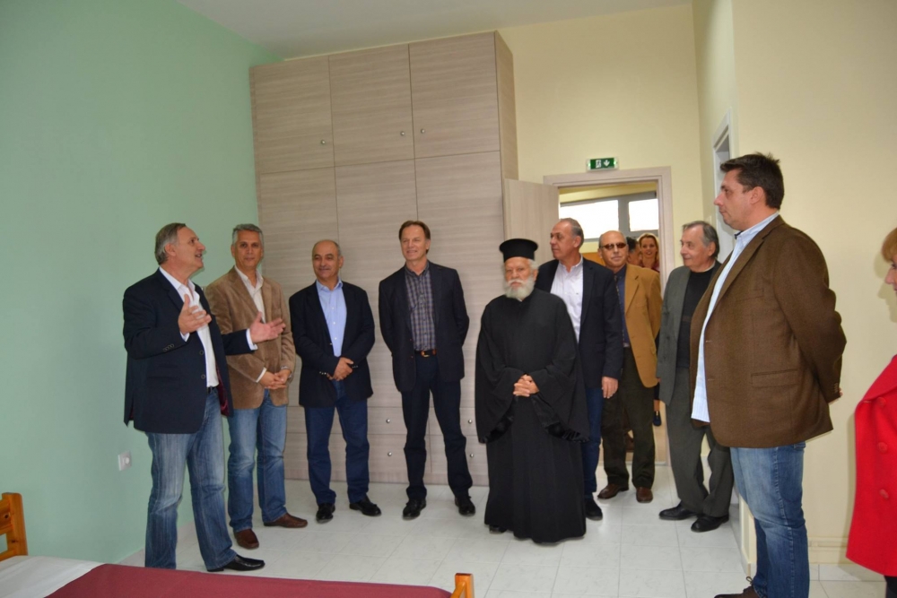 &Epsilon;&gamma;&kappa;&alpha;&iota;&nu;&iota;ά&sigma;&tau;&eta;&kappa;&epsilon; &eta; &alpha;&nu;&alpha;&kappa;&alpha;&iota;&nu;&iota;&sigma;&mu;έ&nu;&eta; &Mu;&alpha;&theta;&eta;&tau;&iota;&kappa;ή &Epsilon;&sigma;&tau;ί&alpha; &Mu;&omicron;&lambda;ά&omega;&nu; (&Phi;&Omega;&Tau;&Omicron;)