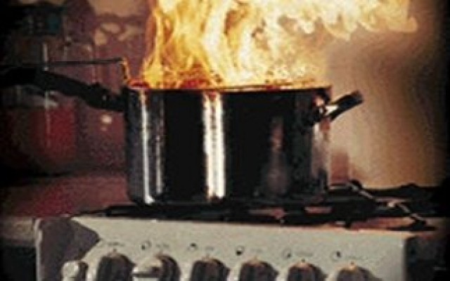 &Phi;&omega;&tau;&iota;ά &sigma;&epsilon; &sigma;&pi;ί&tau;&iota; &sigma;&tau;&eta;&nu; &Kappa;&alpha;&lambda;&omicron;&gamma;&omega;&nu;&iota;ά   