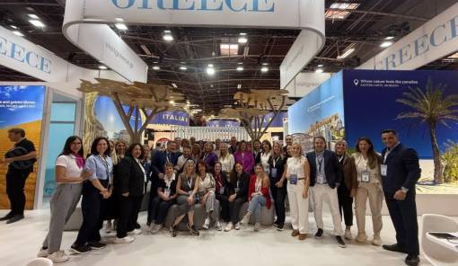 Ά&nu;&omicron;&iota;&gamma;&mu;&alpha; &tau;&eta;&sigmaf; &Sigma;&pi;ά&rho;&tau;&eta;&sigmaf; &sigma;&tau;&eta; &gamma;&alpha;&lambda;&lambda;&iota;&kappa;ή &alpha;&gamma;&omicron;&rho;ά &mu;&epsilon; &alpha;&iota;&chi;&mu;ή &tau;&omicron;&upsilon; &delta;ό&rho;&alpha;&tau;&omicron;&sigmaf; &iota;&sigma;&tau;&omicron;&rho;ί&alpha; &kappa;&alpha;&iota; &pi;&omicron;&lambda;&iota;&tau;&iota;&sigma;&mu;ό