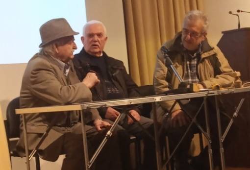 Οι πετρομάστορες «ζωντάνεψαν» στη Σπάρτη μέσα από το βιβλίο του Γιάννη Καπετανάκη