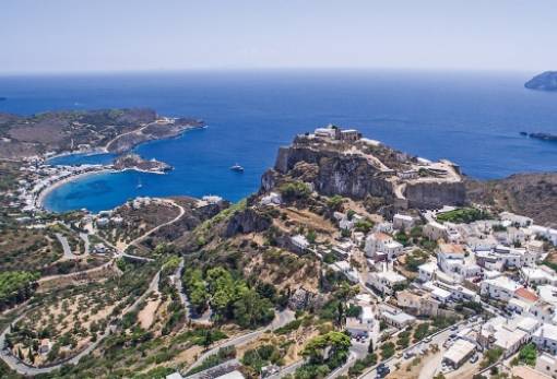 Έχασαν πλοίο γραμμής και… τουρισμό τα Κύθηρα!