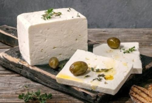 Ελαιόλαδο- Κρέας- φέτα: Τι έδειξαν οι τιμές στο ράφι το 2025 και με τι «μπαίνει» το 2026