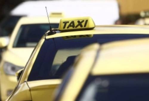 Ψηφίστηκε το νομοσχέδιο για τον εκσυγχρονισμό των μεταφορών