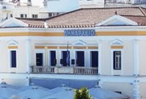 Αντιπλημμυρικά έργα, στέγαση νηπιαγωγείων, επικίνδυνα κτίσματα στη Δημοτική Επιτροπή Σπάρτης