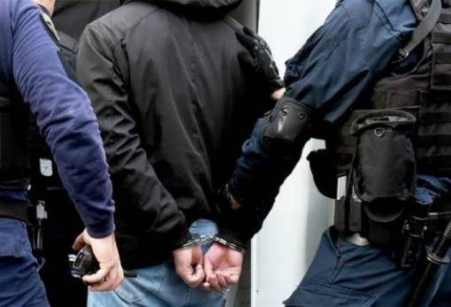 Κλοπή σε κατάστημα της Σπάρτης και σύλληψη στις Αμύκλες