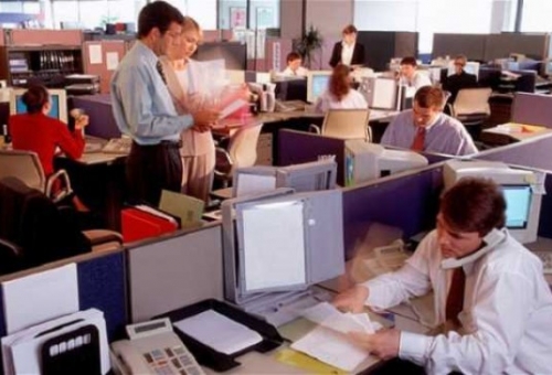 «Άνοιξε» το voucher του ΟΑΕΔ