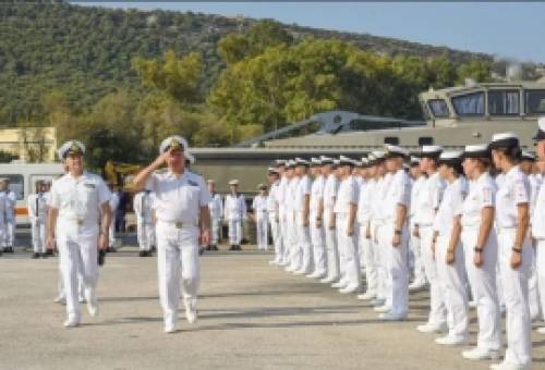 300 νέες θέσεις ΕΠΟΠ στο Πολεμικό Ναυτικό