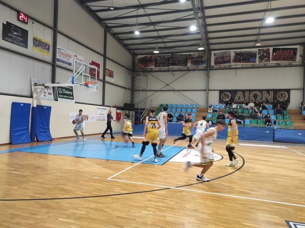 &Alpha;1΄ &Epsilon;&Kappa;&Alpha;&Sigma;&Kappa;&Epsilon;&Nu;&Omicron;&Pi;: &Epsilon;&kappa;&tau;ό&sigmaf; έ&delta;&rho;&alpha;&sigmaf; ή&tau;&tau;&epsilon;&sigmaf; &kappa;&alpha;&iota; &gamma;&iota;&alpha; &tau;&iota;&sigmaf; 4 &lambda;&alpha;&kappa;&omega;&nu;&iota;&kappa;έ&sigmaf; &omicron;&mu;ά&delta;&epsilon;&sigmaf;