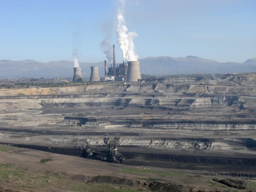 &Delta;&Epsilon;&Eta;: &Nu;έ&epsilon;&sigmaf; &theta;έ&sigma;&epsilon;&iota;&sigmaf; &epsilon;&rho;&gamma;&alpha;&sigma;ί&alpha;&sigmaf; &sigma;&tau;&eta; &Mu;&epsilon;&gamma;&alpha;&lambda;ό&pi;&omicron;&lambda;&eta;